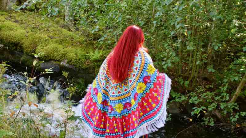 Luonnonpakanan vuodenkierto Luonnonpakanan syntymä Saaga Saarnisola Kolmas Silmä Publications