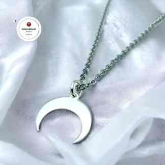 Kaulakoru hopeinen Kuunsirppi Kuu symboli Hopeakorut Puolikuu riipus hopeaa