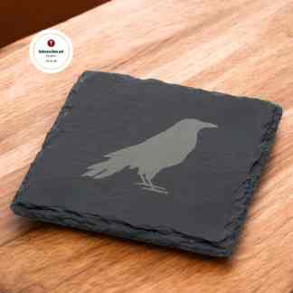 Kivinen Lasinalusta Korppi Siluetti neliö Kaiverrettu alttarilaatta kivilaatta Korppi voimaeläimenä Kolmas Silmä Creations