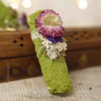 Valkoinen salvia vihreä Kuorrutettu Valkoinen Salvia luonnonyrteillä 10 cm Lemongrass