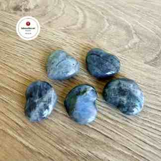 Labradoriitti Sydän Madagaskar Voimakivet merkitys Kristalli kauppa