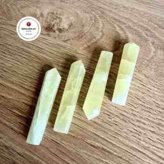 Sitruuna Kalsiitti Hiottu Kärki Kivet ja kristallit Voimakivet merkitykset Kivikauppa netissä Energiakivet Parantavat kristallit Eettisesti louhitut puolijalokivet