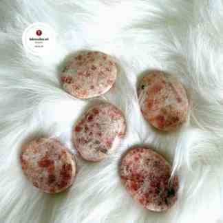 Huolikivi Sunstone Aurinkokivi noin 4 cm Kristallikauppa Espoo Kauniainen Kivikauppa netissä Voimakivet